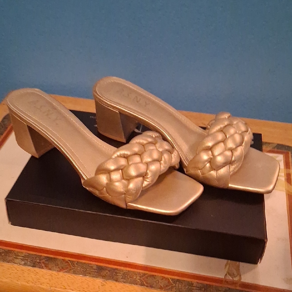 A.S.N.Y.  Women's Gold Braided Heels